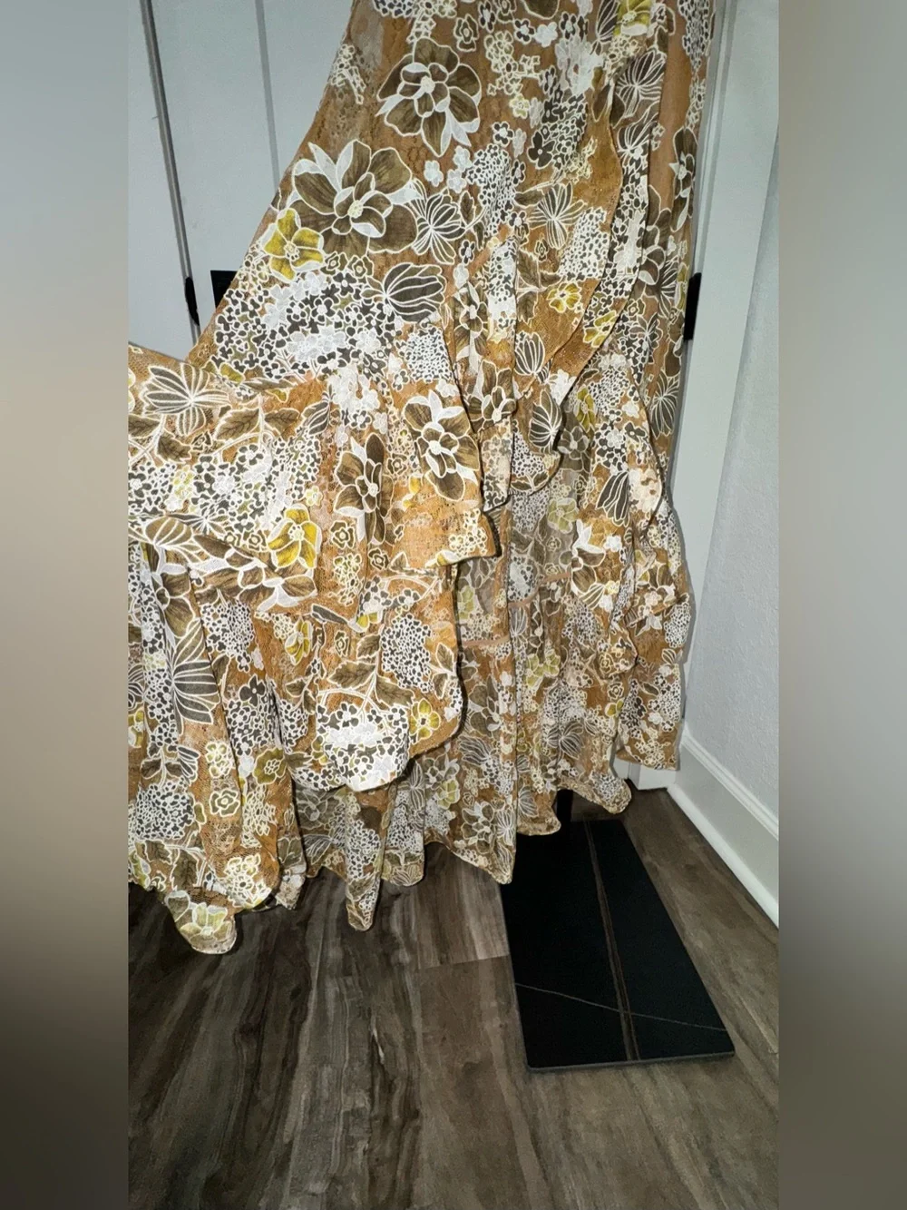 Bronx & Banco Floral Lace Asymmetrical Ruffle Maxi Dress XS - Picture 12 of 13